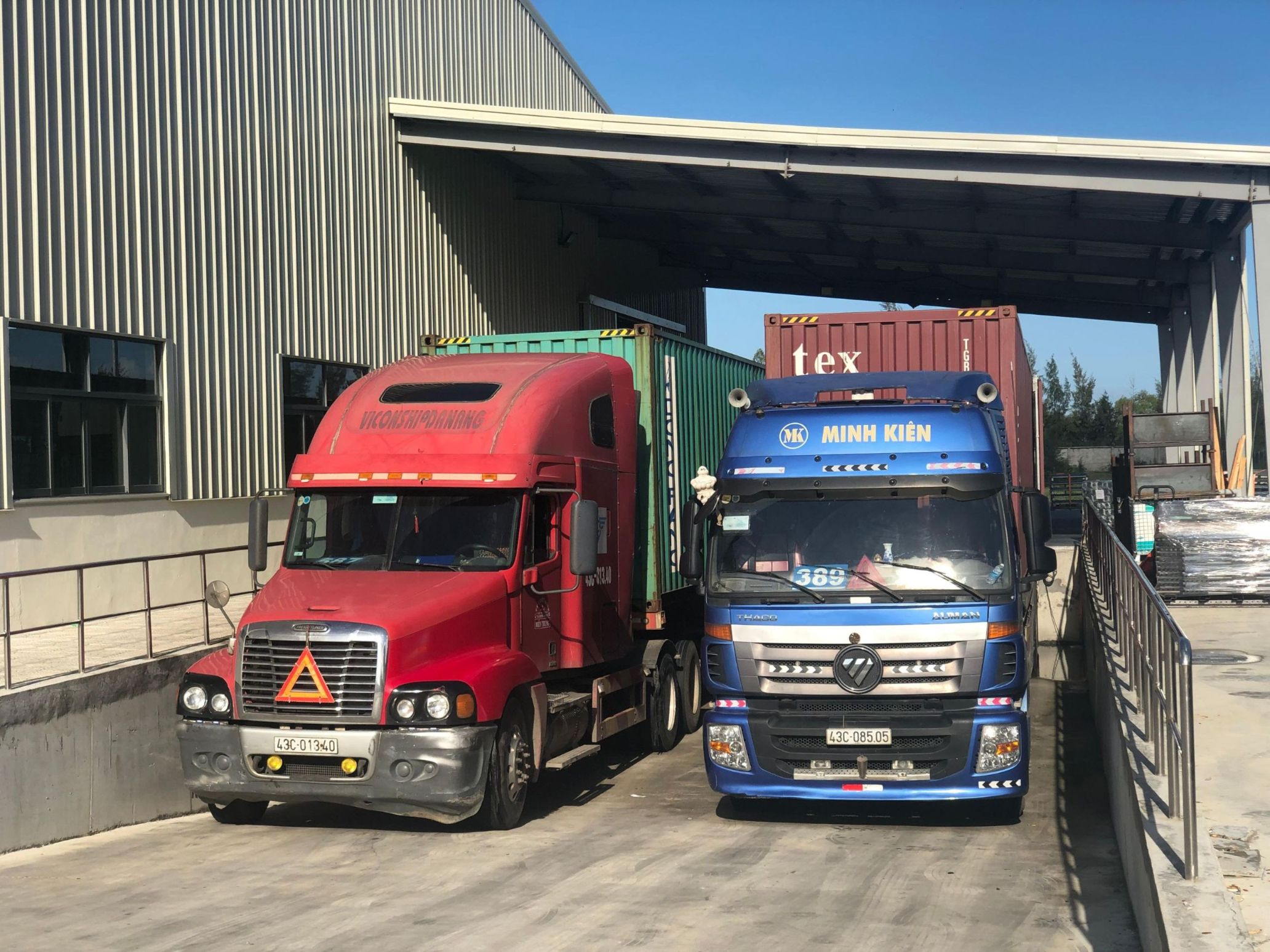 0f165db210a101f2058d81d0d9491581